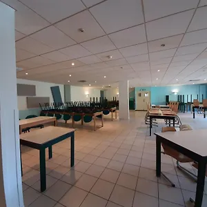 https://le-hameau-rollot.midi-pyreneeshotels.com