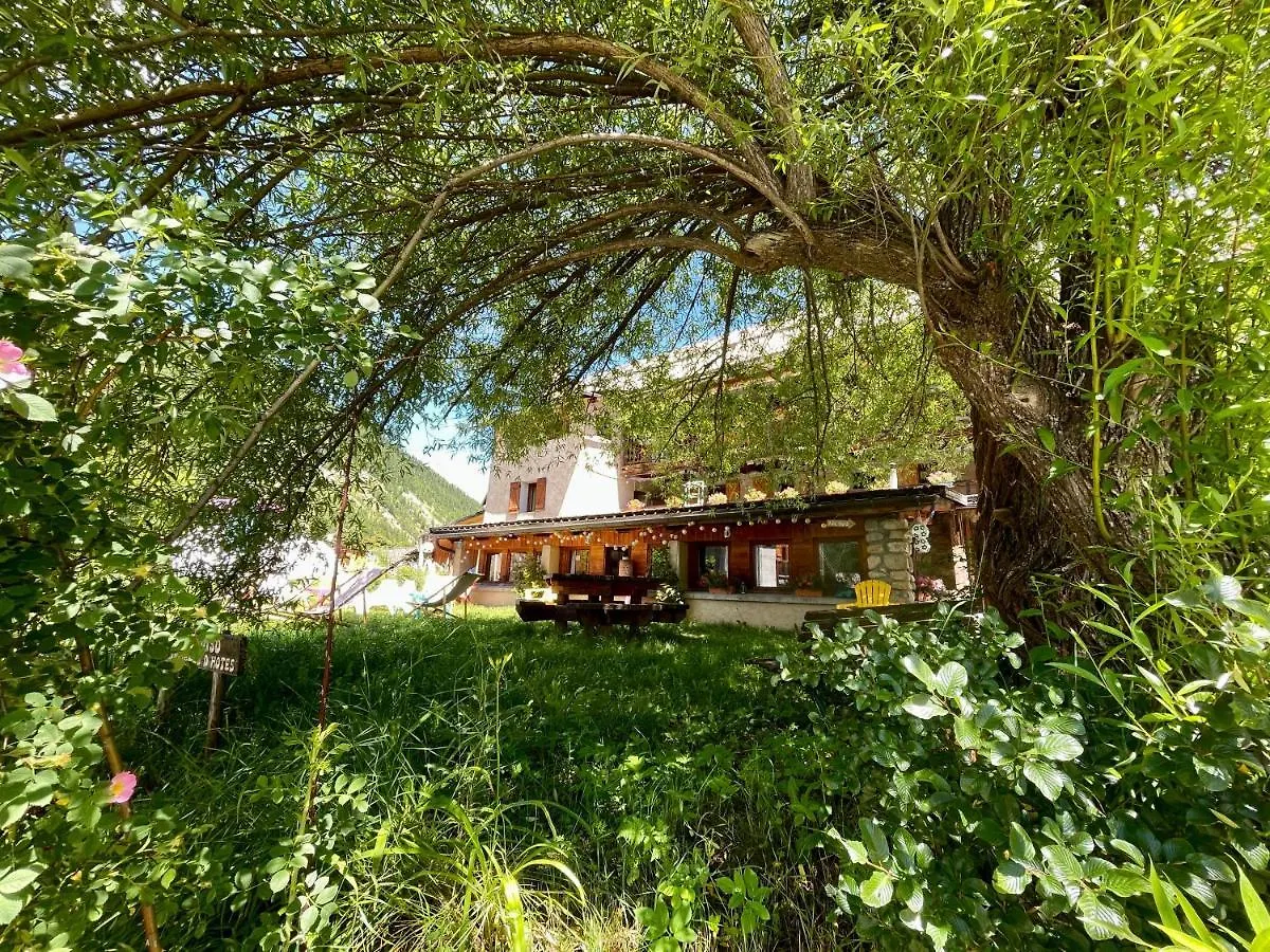 Le Chalet Viso Auberge Gite Arvieux Francia